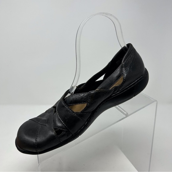 Clarks Black Leather Crisscross Mary Jane Round Toe Loafers Size 8 Adjustable - Picture 3 of 10